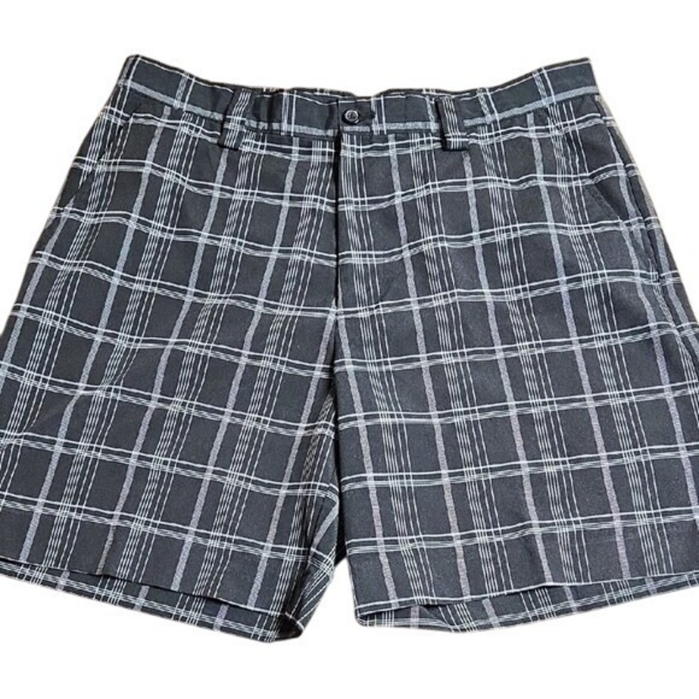 IZOD Perform X‎ Plaid Golf Shorts, Black White, Casual Preppy Summer Size 32